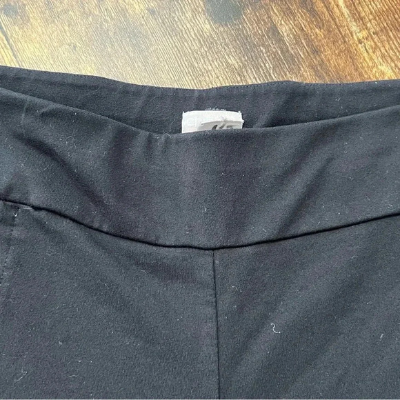 CHICO’s | Zenergy ladies pull on pants. Size: 1 Chicos/8 - Picture 7 of 14